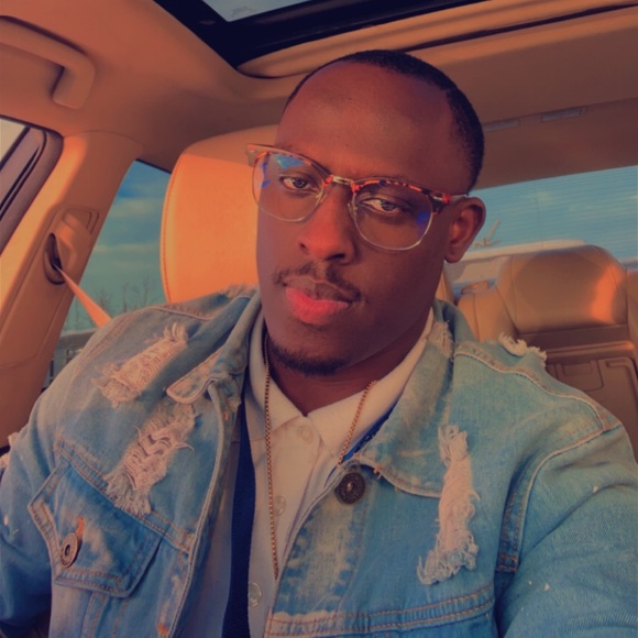 Meet your Posher, Benjamin - Picture 1 of 1